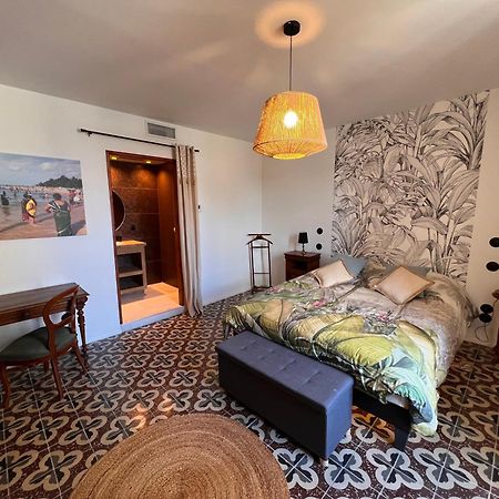 Les Baroudeurs De Saint Jean Bed & Breakfast Exterior foto