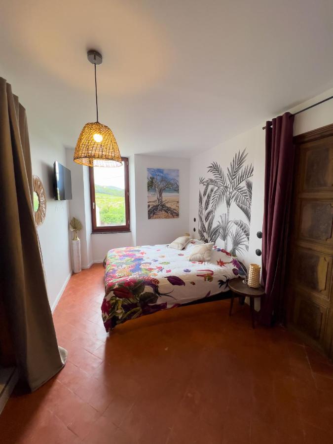 Les Baroudeurs De Saint Jean Bed & Breakfast Exterior foto